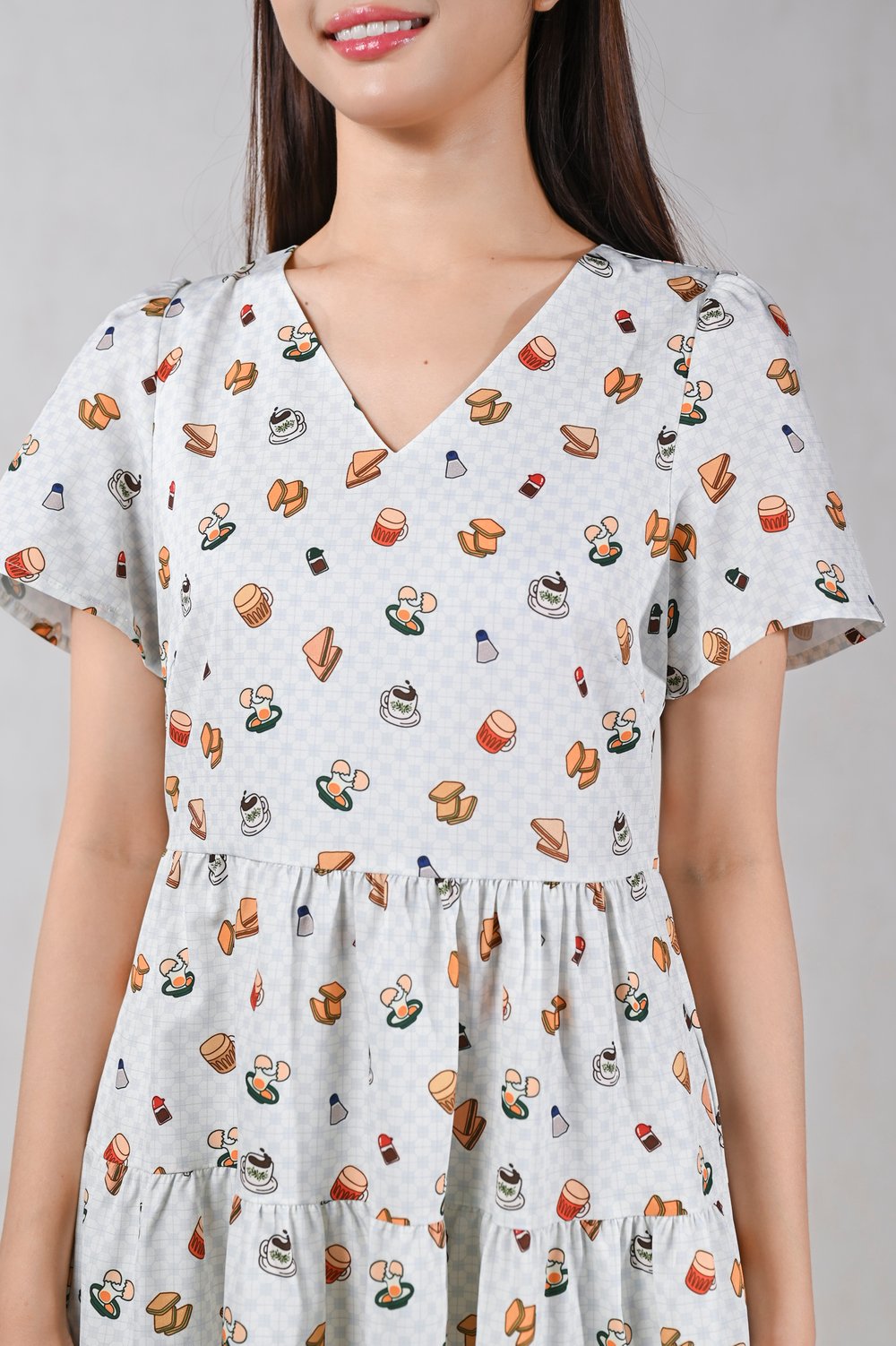SUNDAY BREAKFAST V-NECK BABYDOLL DRESS