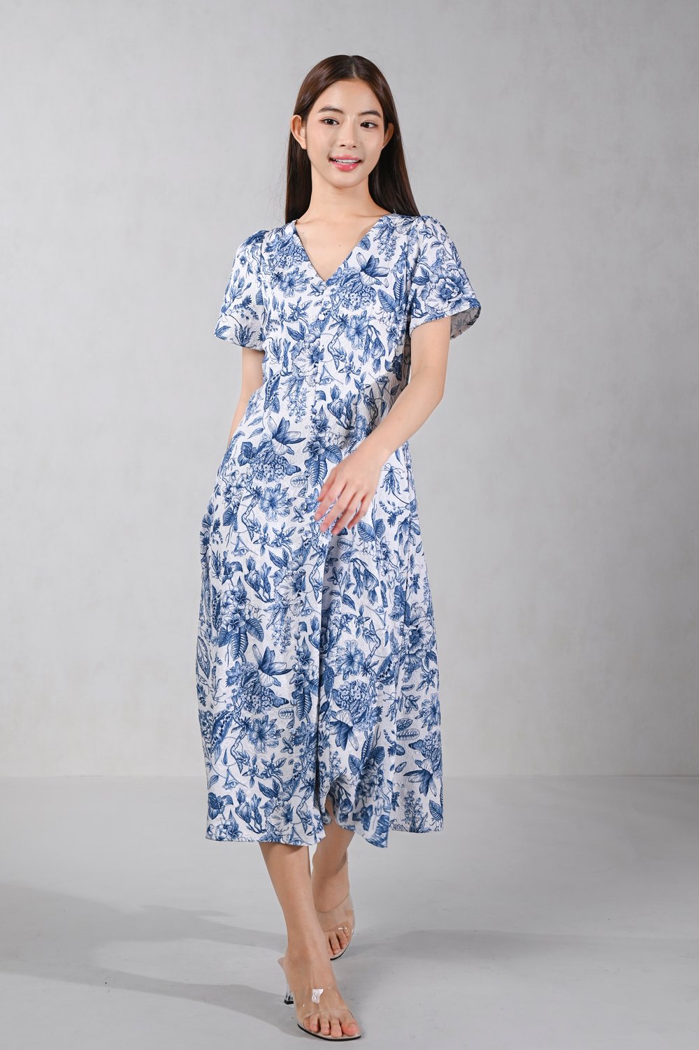 PORCELAIN BLOOMS V-NECK SLEEVED BUTTON MIDI DRESS