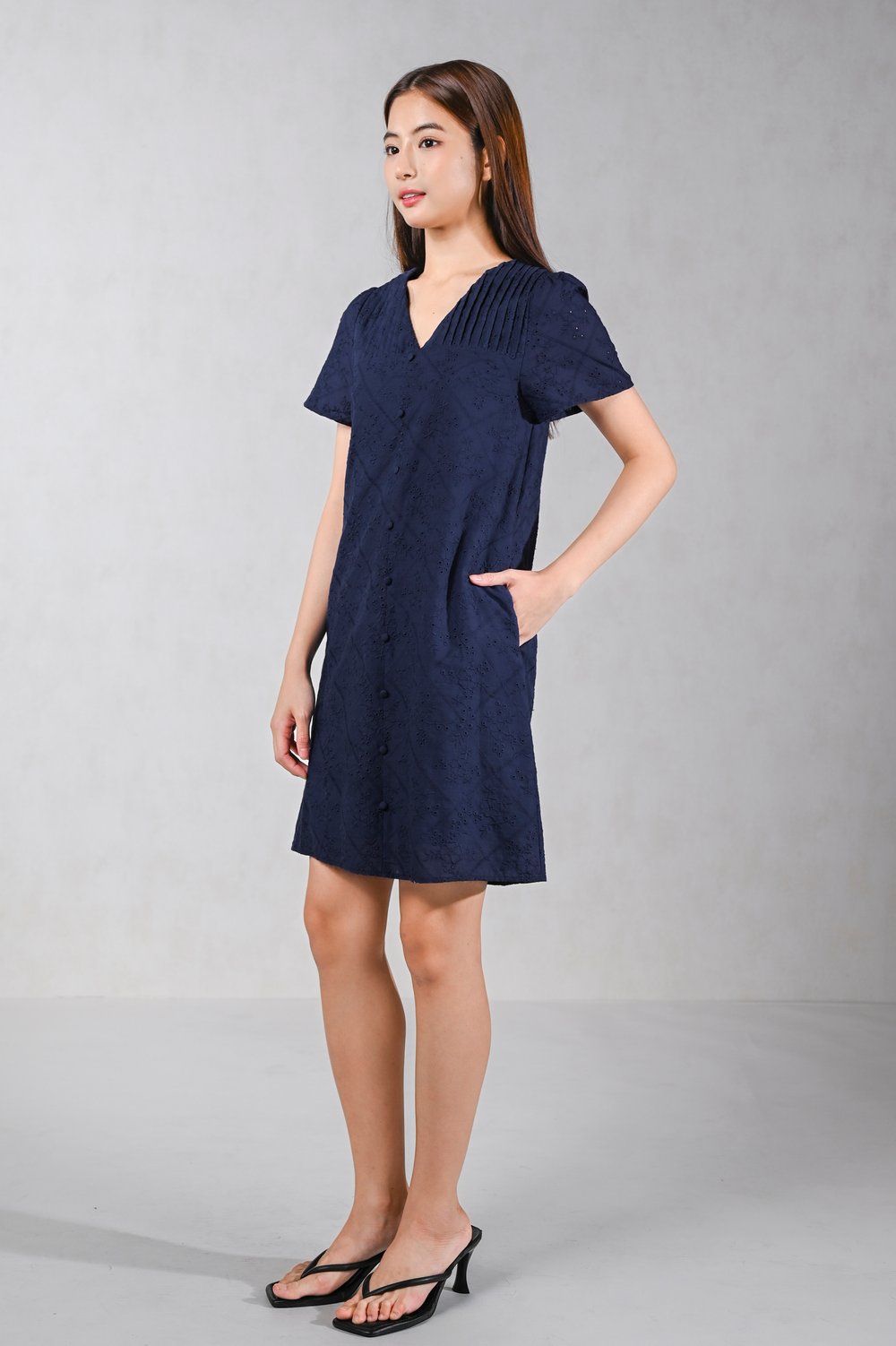 MINKA EYELET SLEEVED DRESS IN NAVY