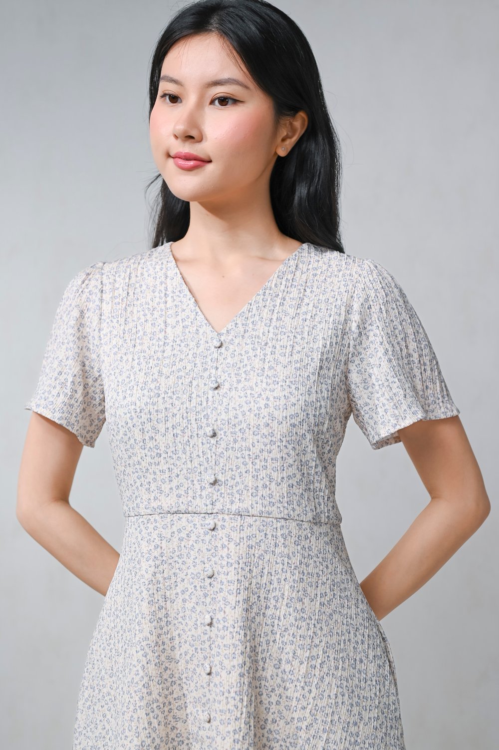 ZURU BLUE FLORAL SLEEVED BUTTON DRESS