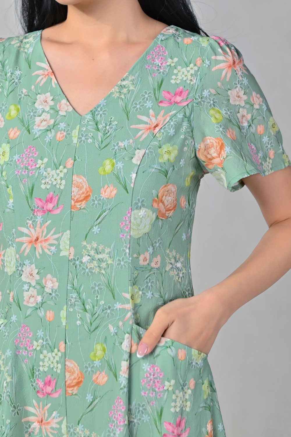 ORLA FLORAL V-NECK SLEEVED MIDI DRESS IN GREEN