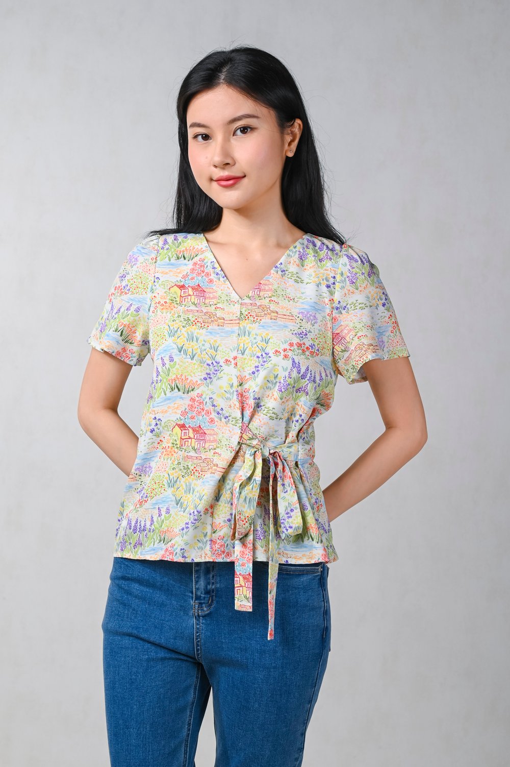 SUMMER LANDSCAPE SLEEVED TIE-SASH TOP