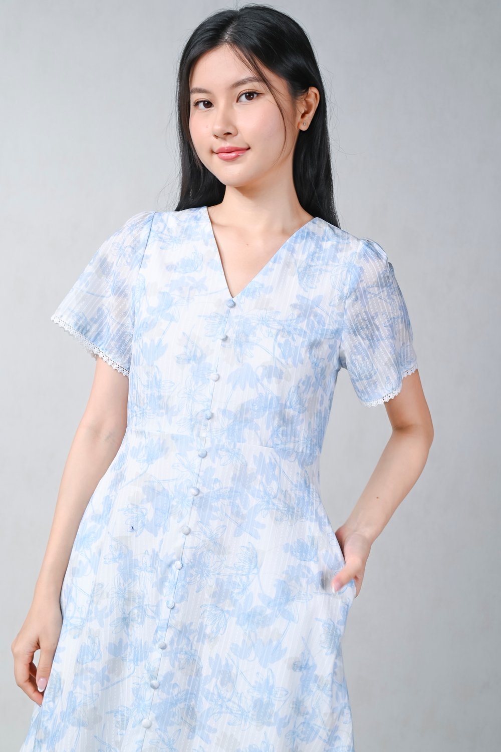 RHEAL BLUE FLORAL V-NECK SLEEVED BUTTON DRESS