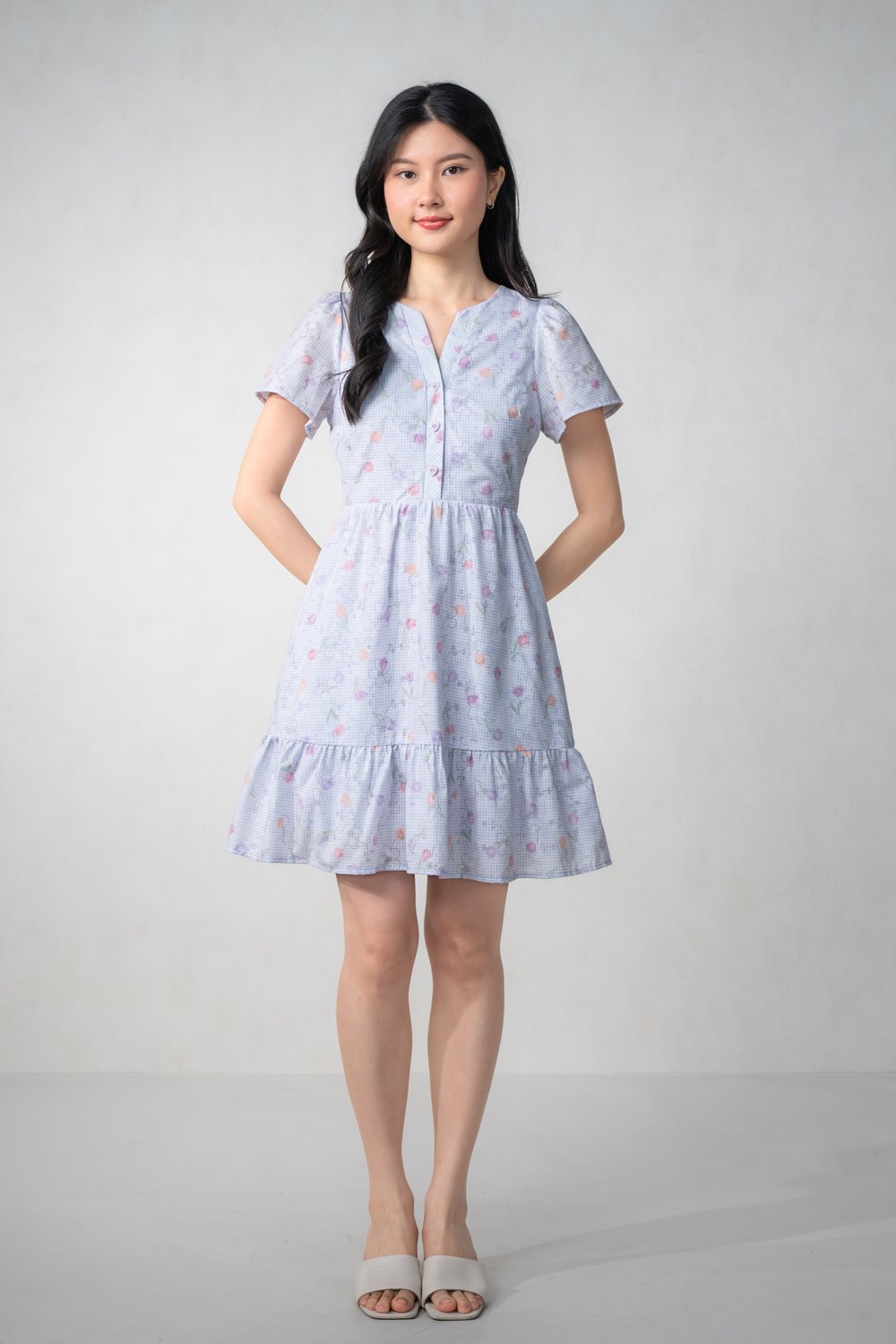 NOVEA GINGHAM SLEEVED BUTTON DRESS IN LILAC