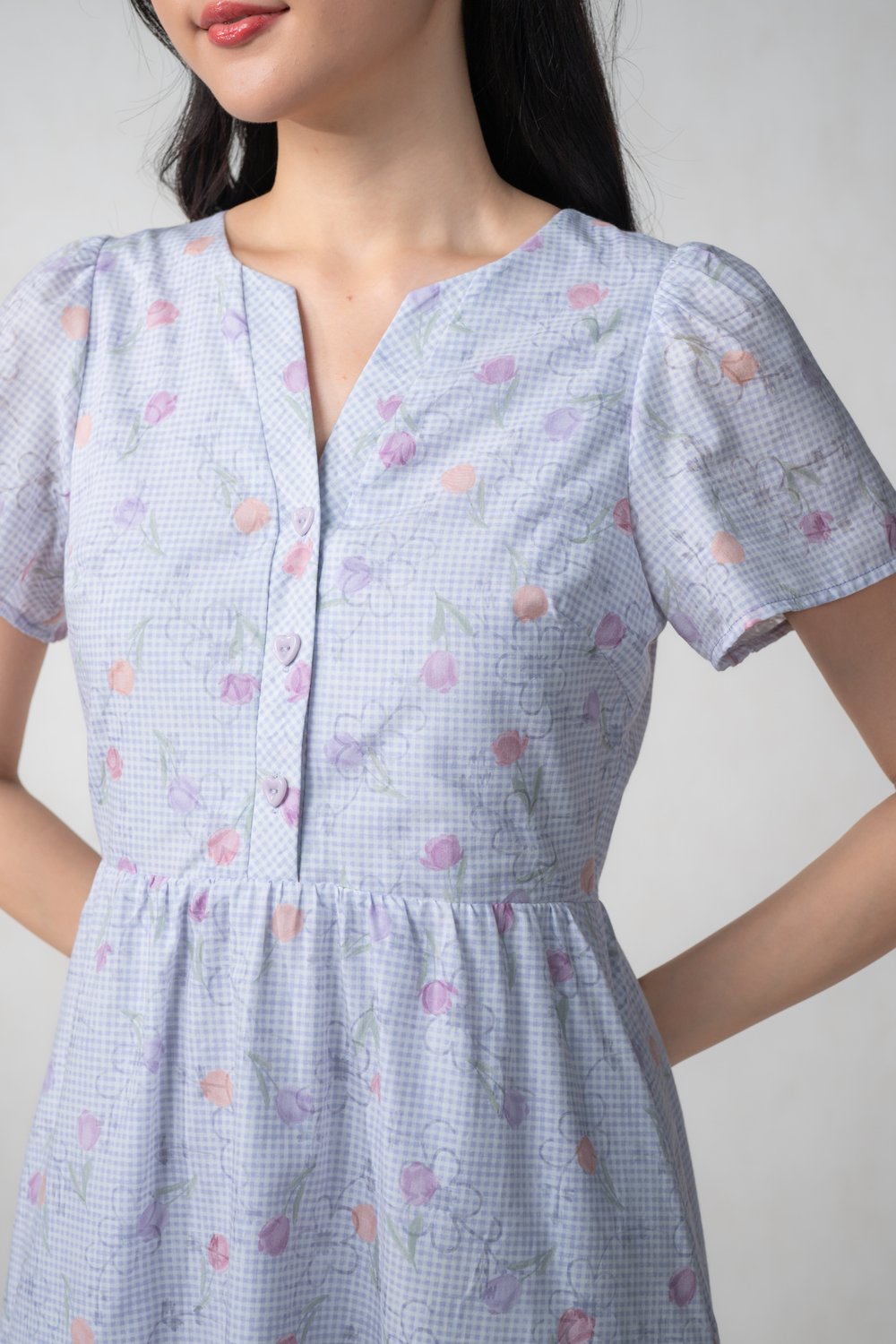 NOVEA GINGHAM SLEEVED BUTTON DRESS IN LILAC