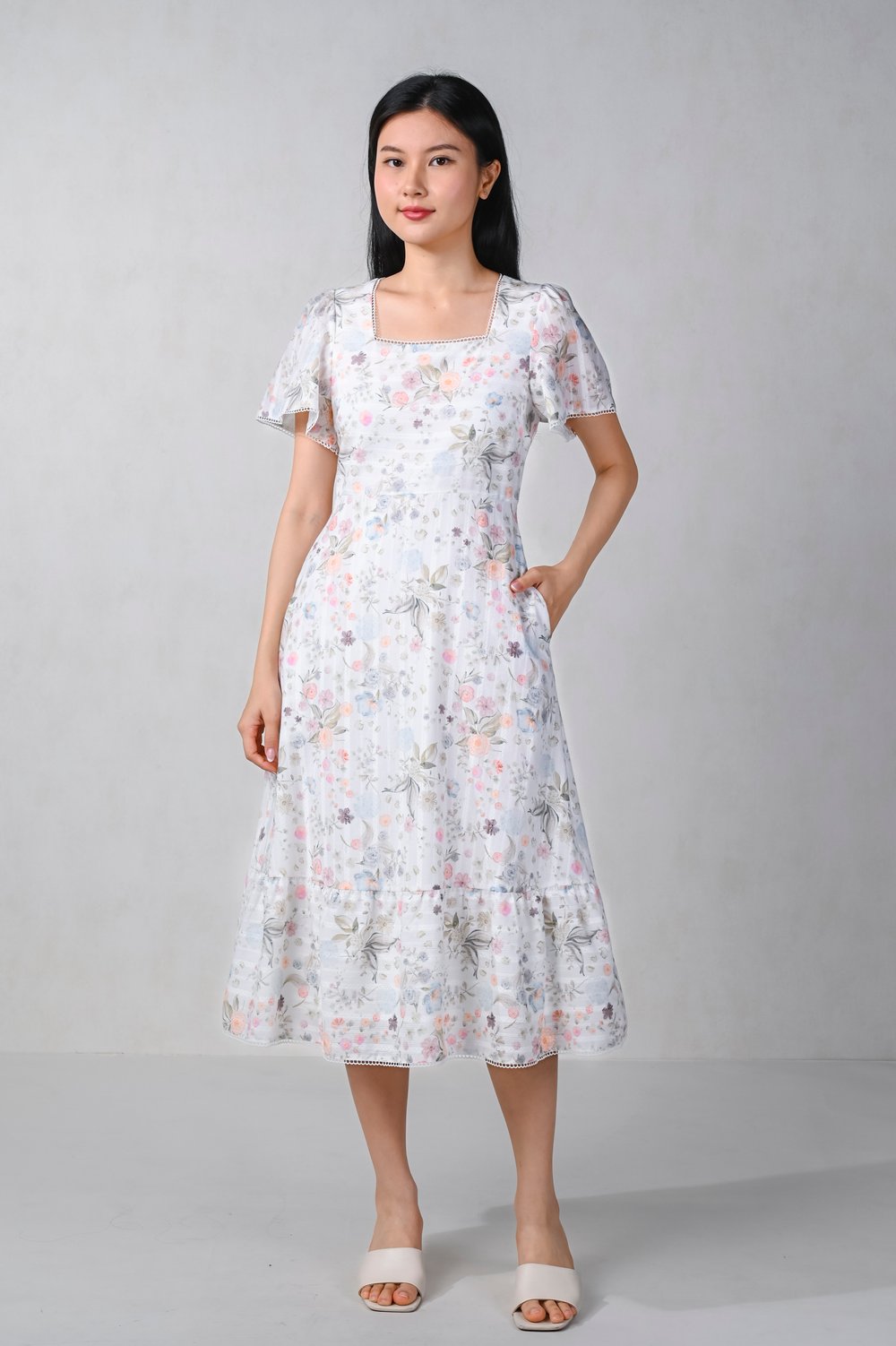 WINTERFIELDS SQUARE-NECK SLEEVED MIDI DRESS