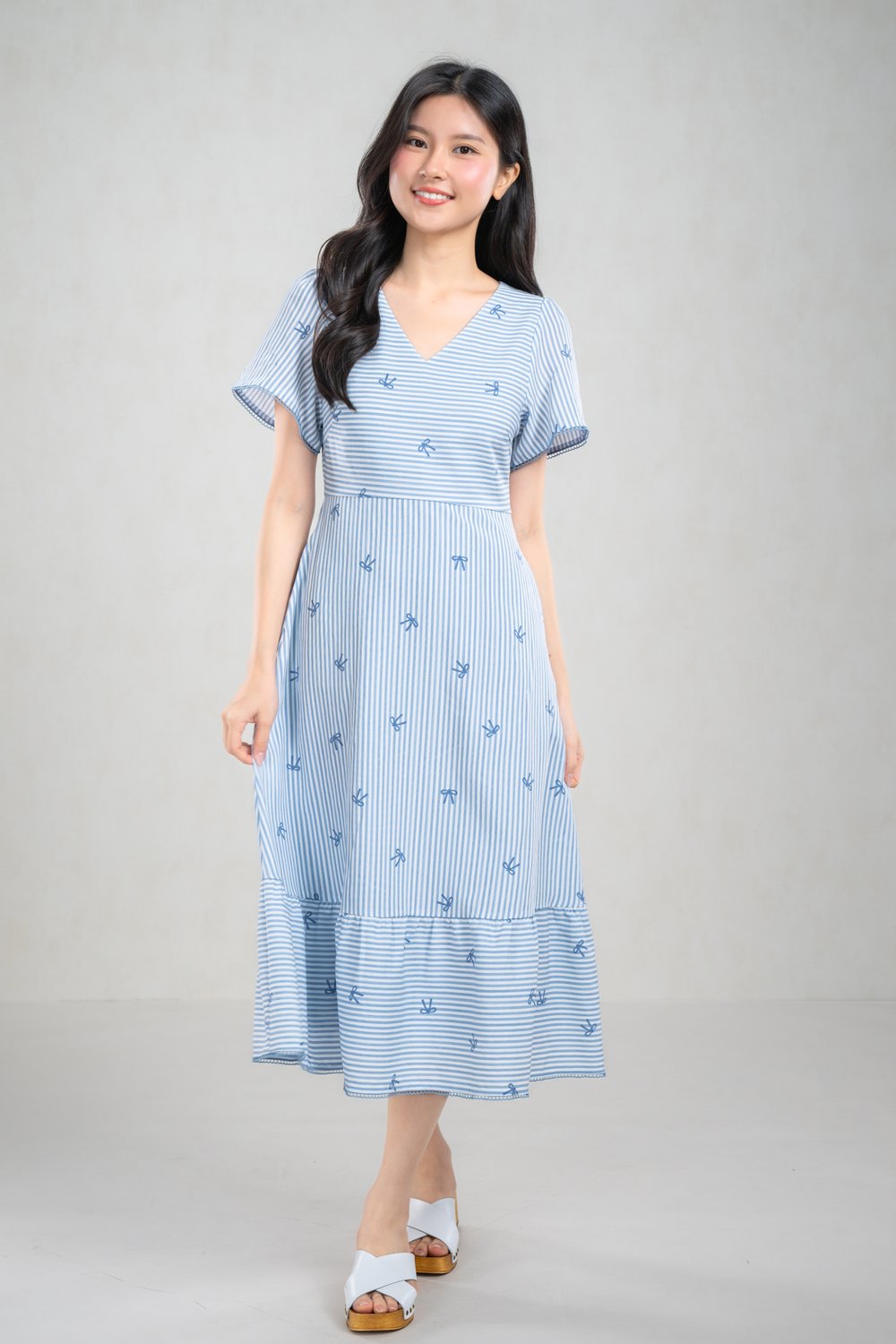 CALLIN BLUE RIBBONS V-NECK SLEEVED MIDI DRESS