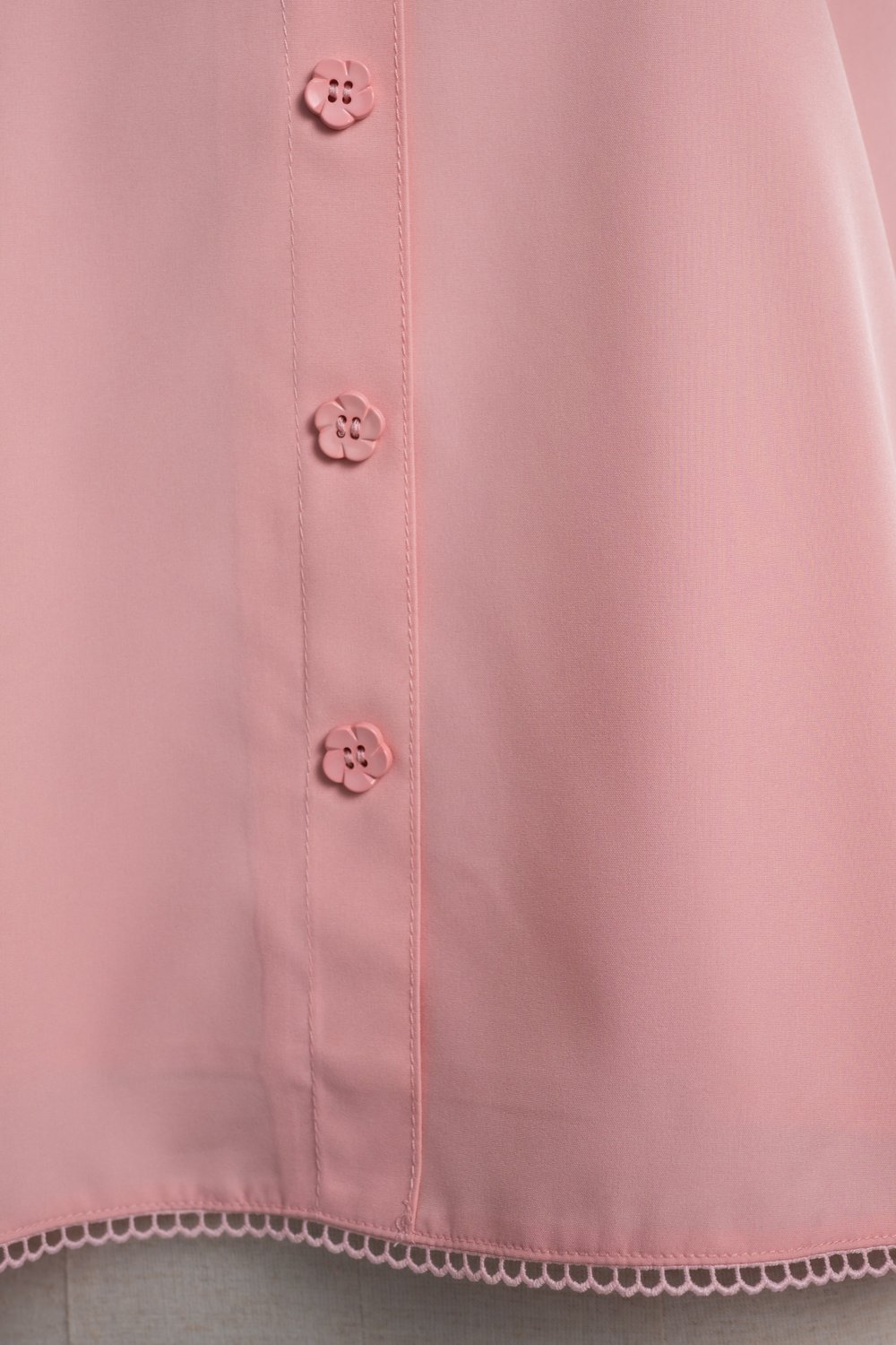 BIANCA SCALLOP-TRIM BUTTON TOP IN PINK
