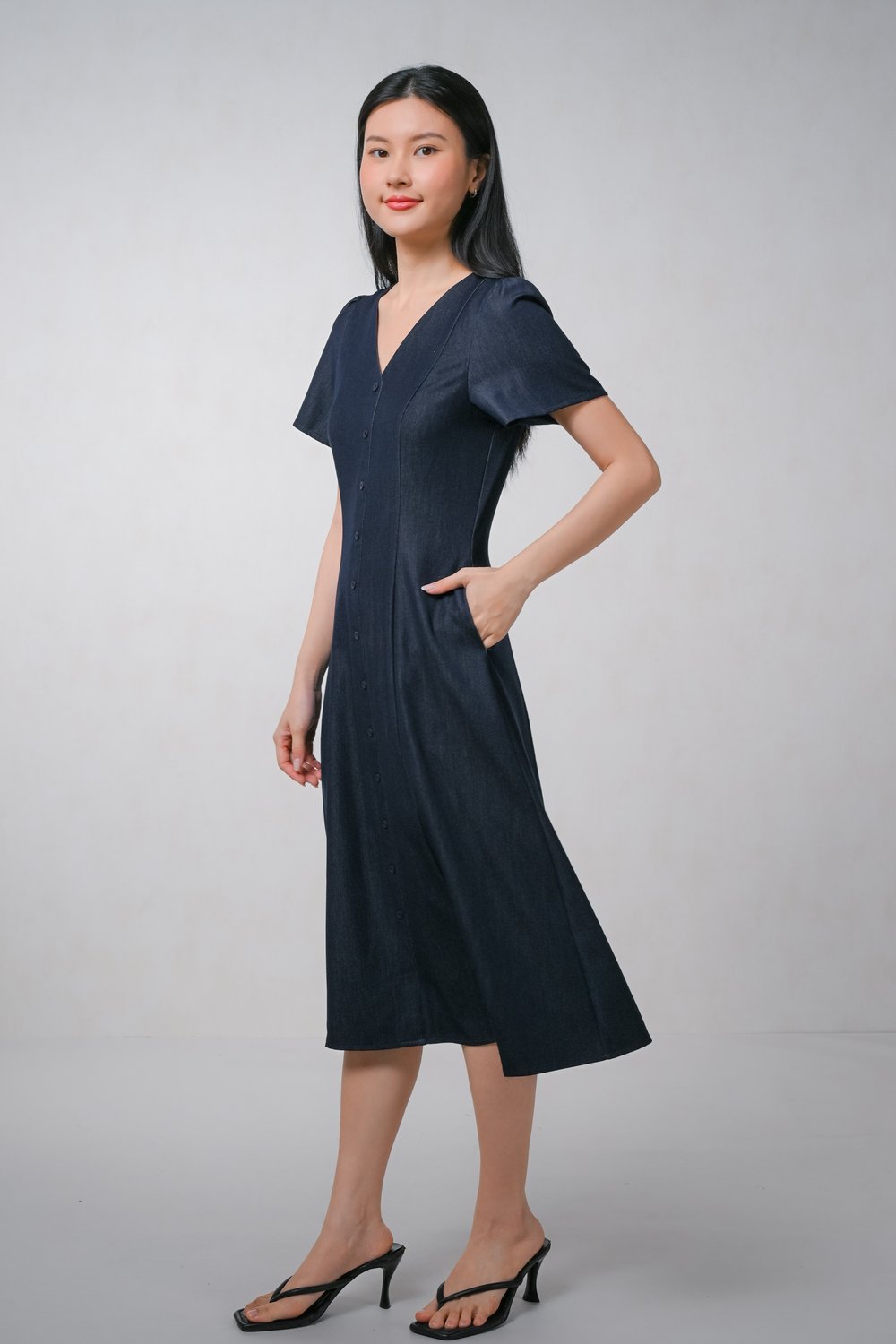 OLIVIA BUTTON MIDI DRESS IN DARK-WASH
