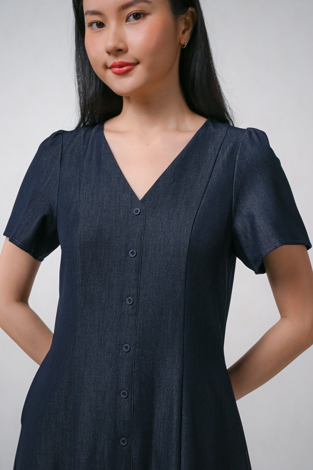 OLIVIA BUTTON MIDI DRESS IN DARK-WASH