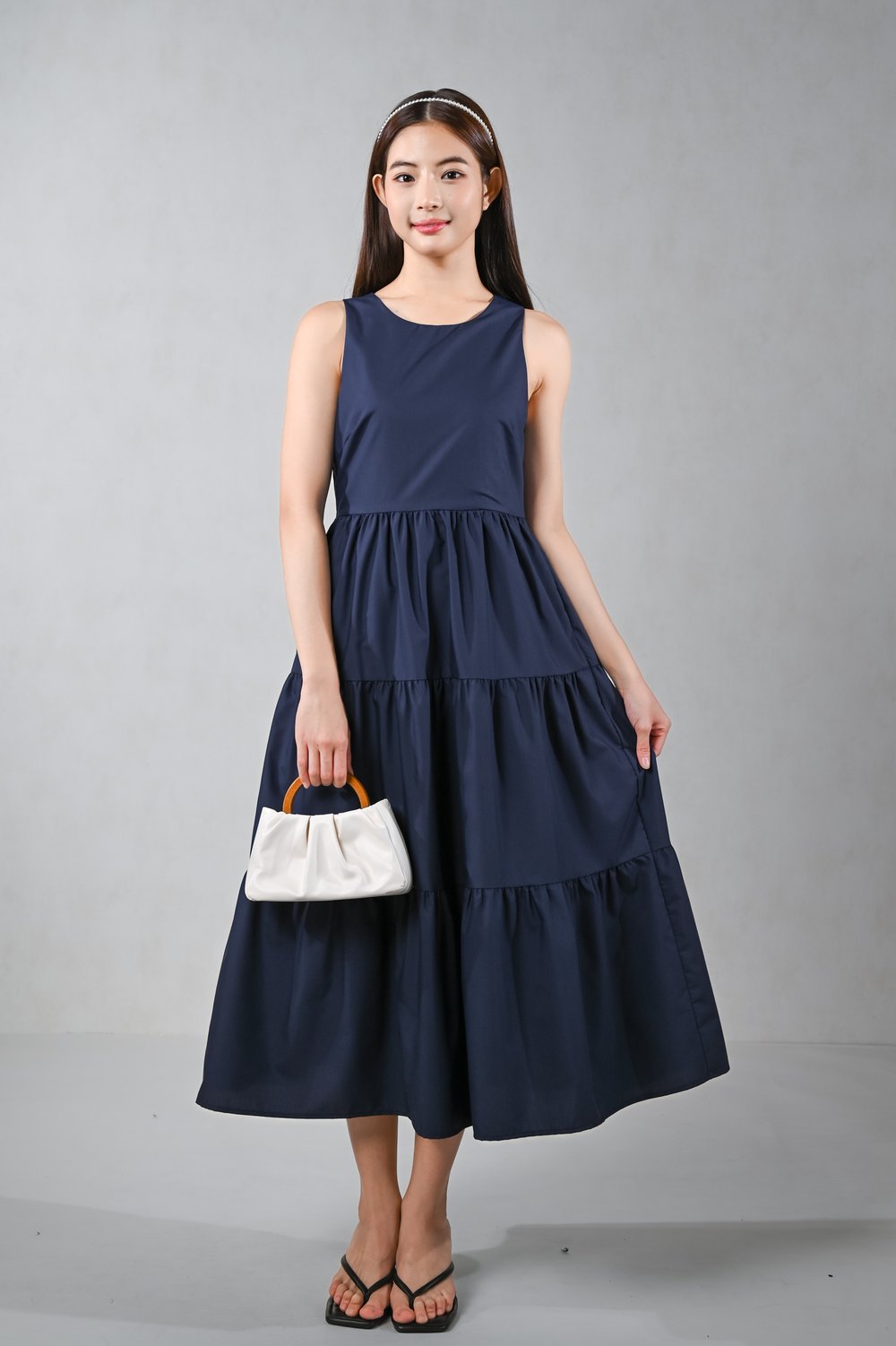 LARKIN SLEEVELESS TIERED MIDAXI IN NAVY