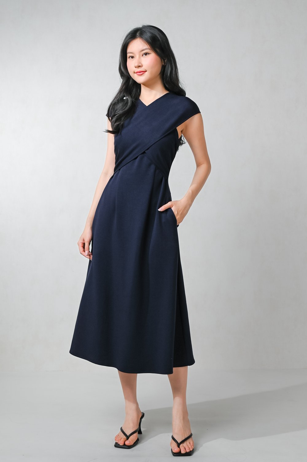 RUE MULTI-WAY DRESS IN NAVY