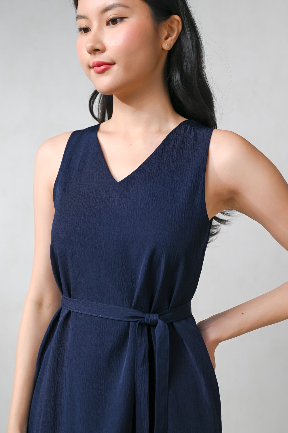 ARLETTE V-NECK SIDE-SLIT MAXI DRESS IN NAVY