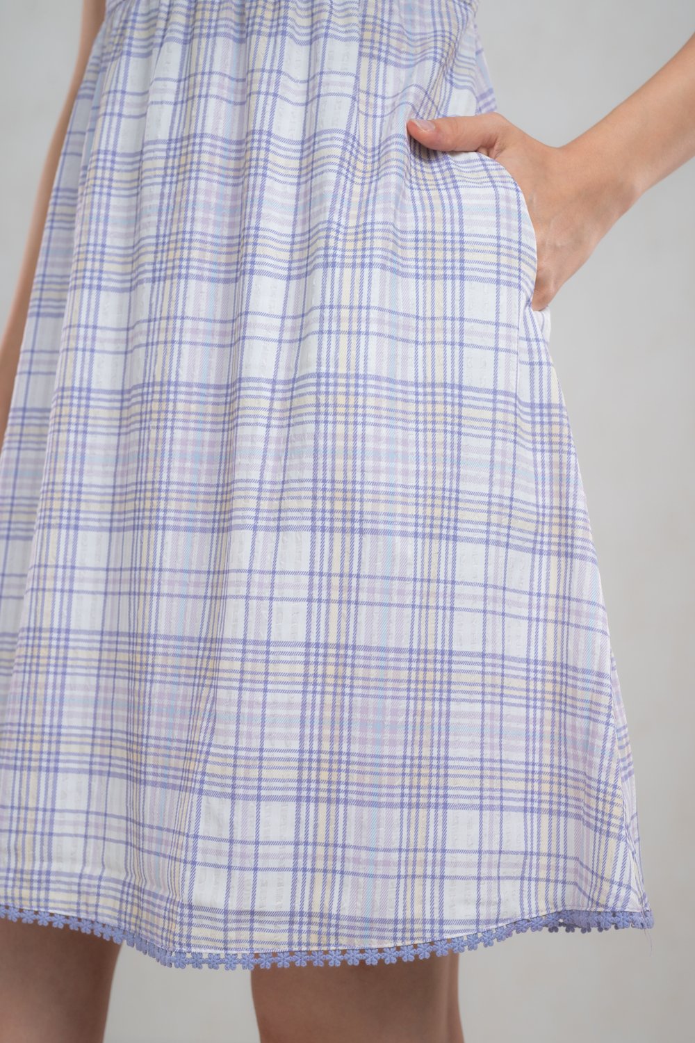 VEON PLAID ROUND-NECK DRESS IN LILAC