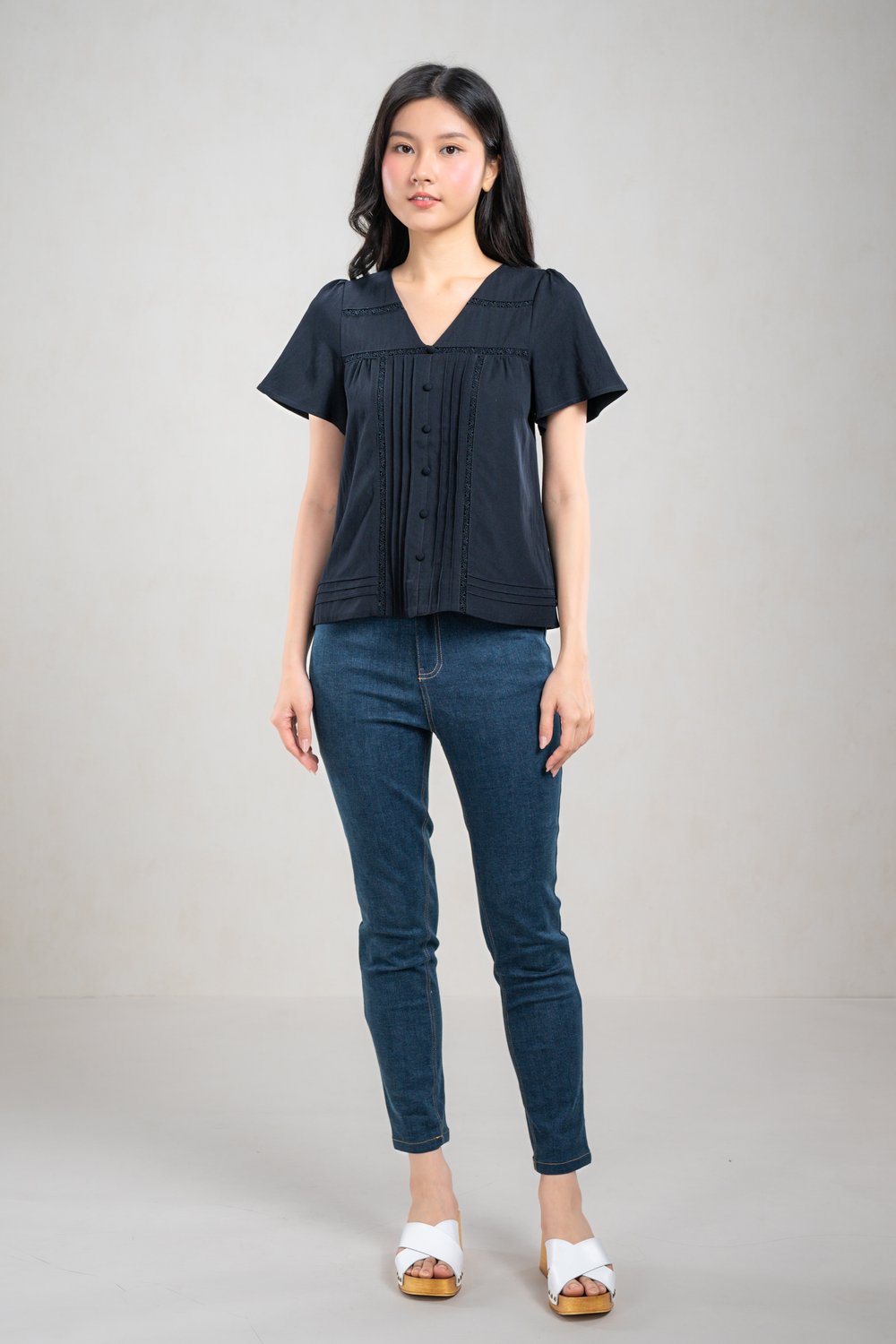 AVERIE LACE-INSERT SLEEVED TOP IN NAVY