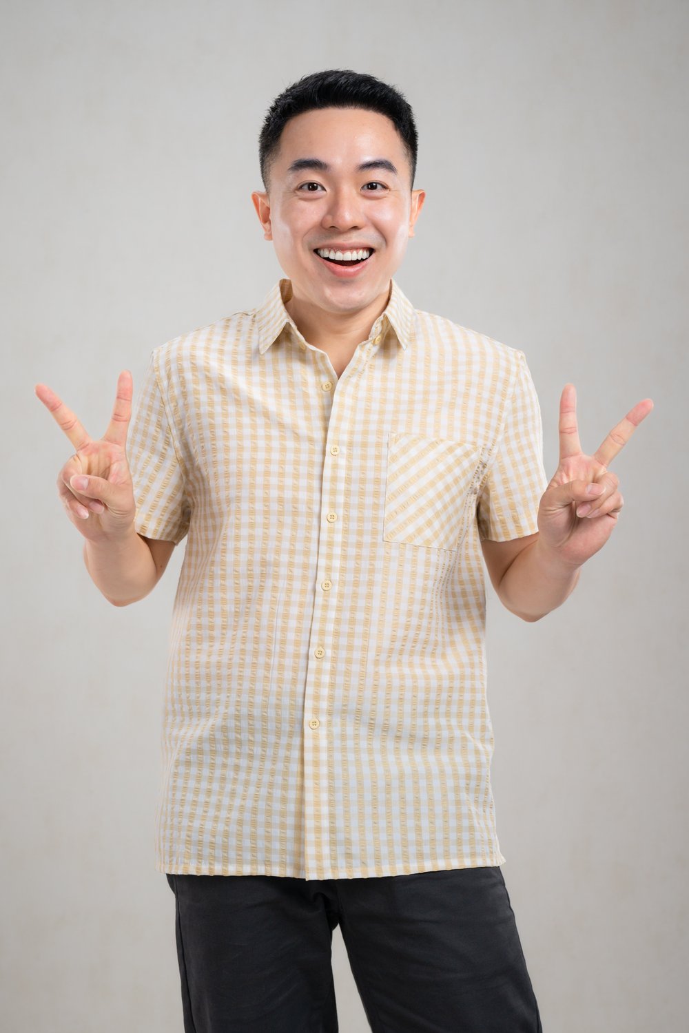 TREVIE GINGHAM MEN'S SHIRT IN KHAKI