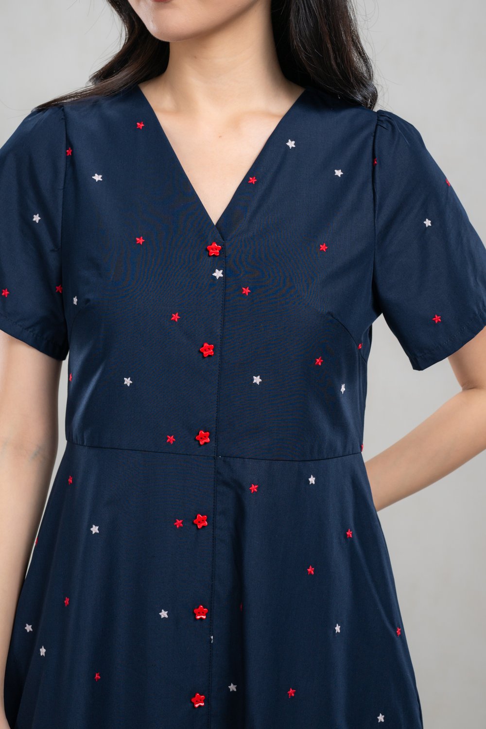 LAKEN NAVY STARRY EMB. V-NECK MIDI DRESS