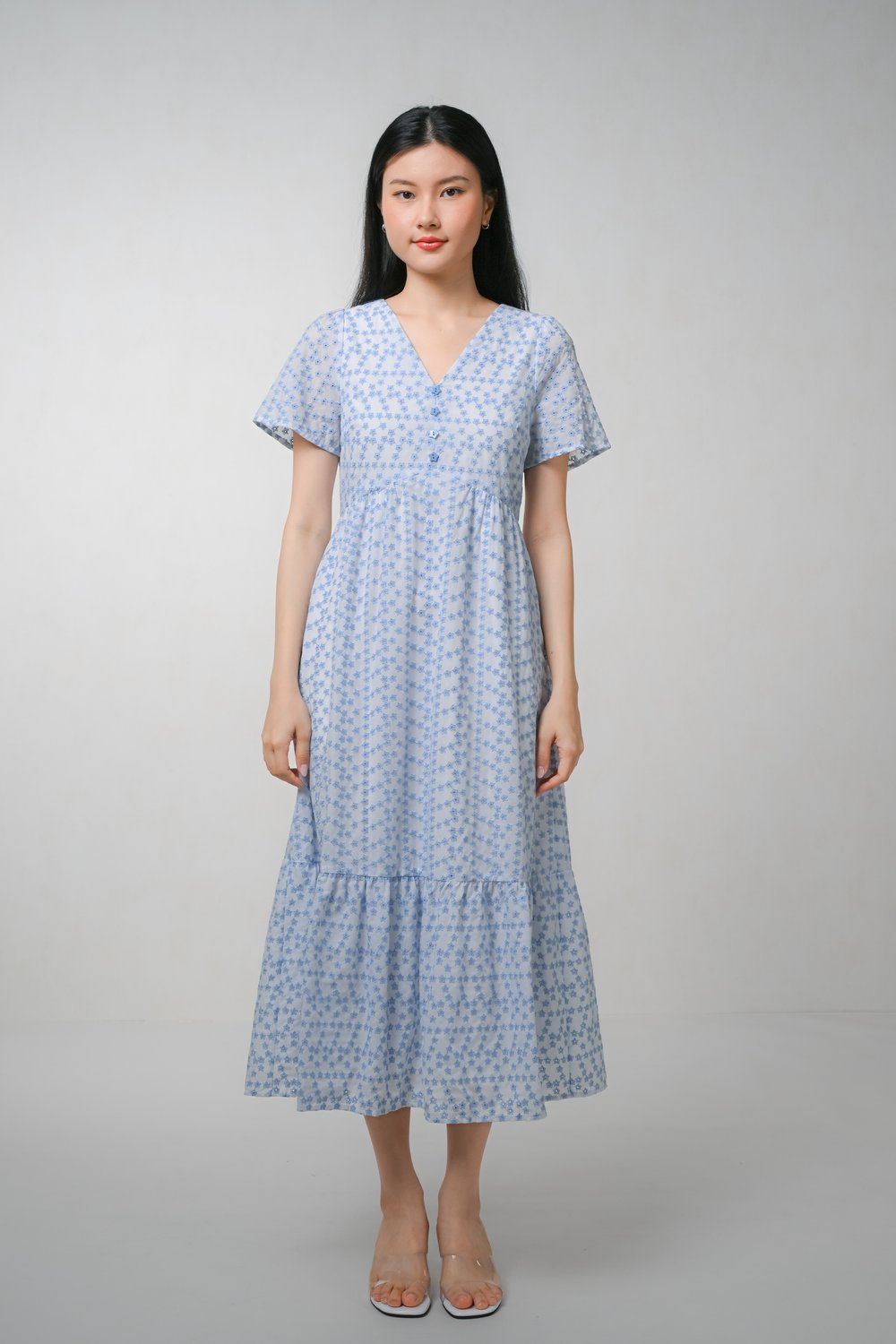QUINLAN STAR EMB. V-NECK SLEEVED MIDAXI DRESS