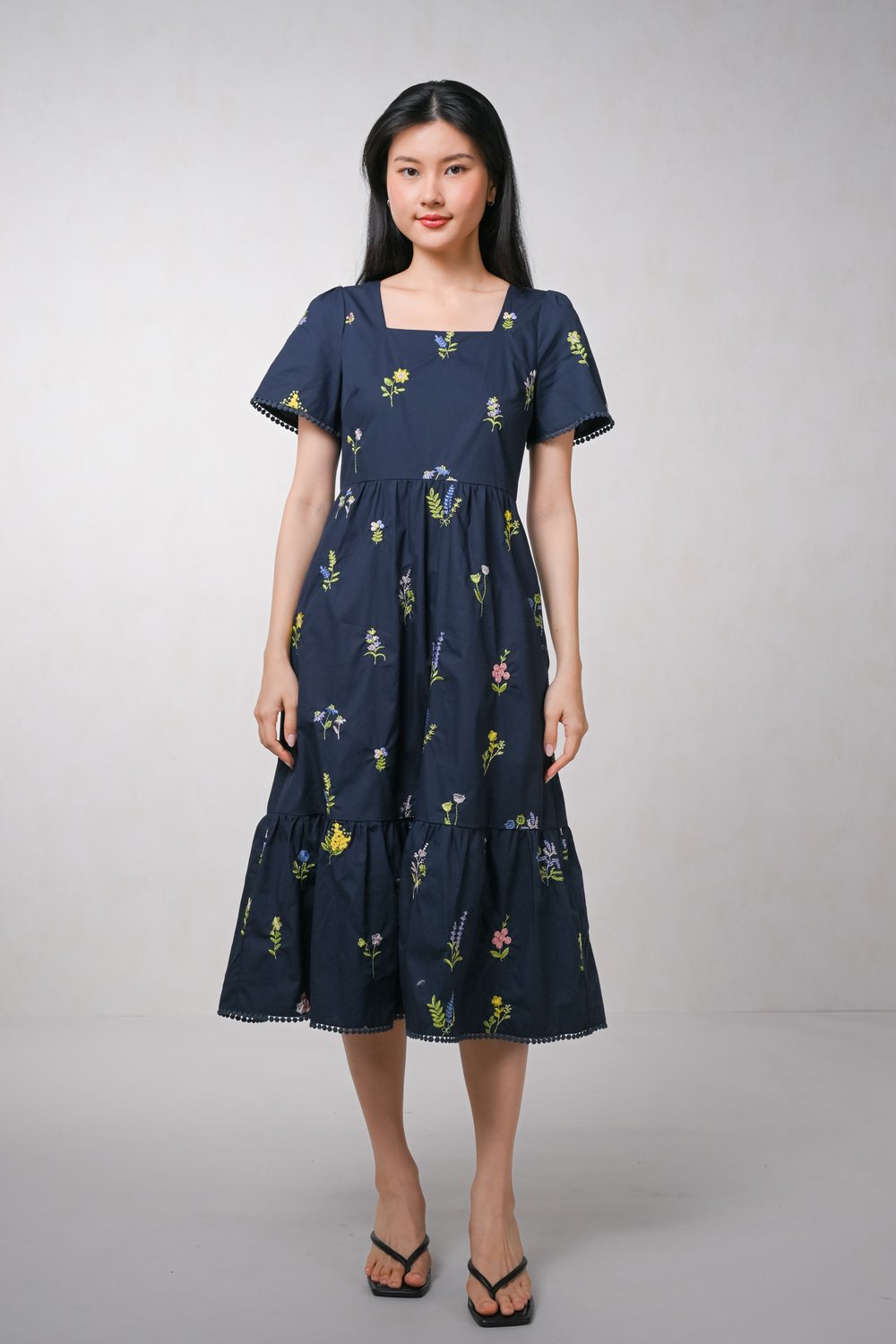 NAYELI NAVY EMB. SQUARE-NECK SLEEVED MIDI DRESS