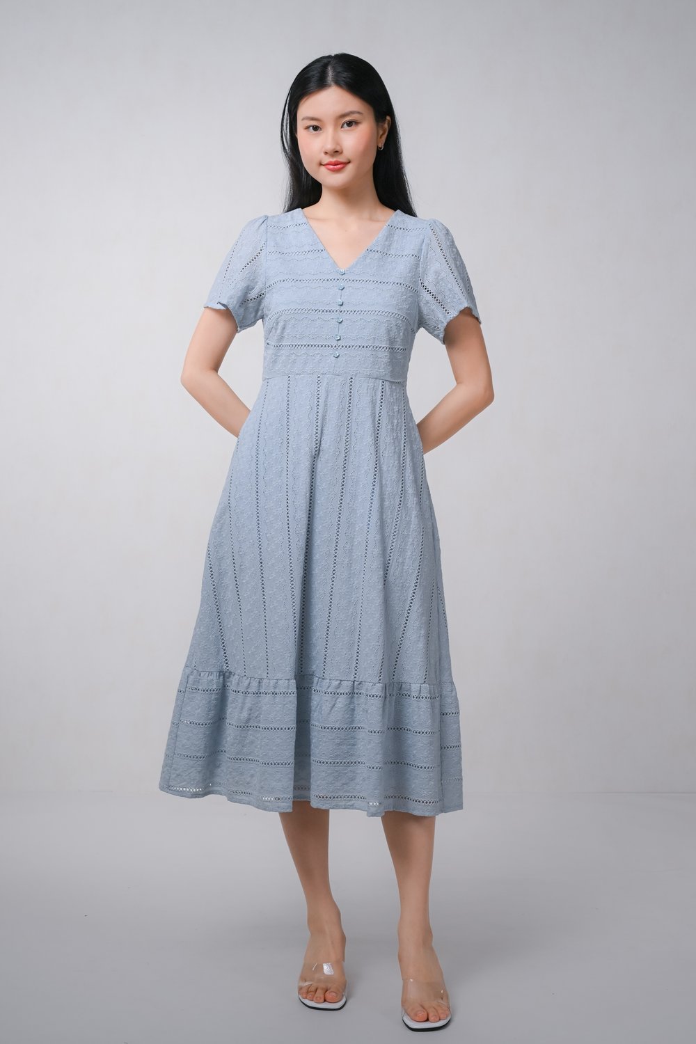 CHARDON EYELET V-NECK SLEEVED MIDI DRESS IN BLUE