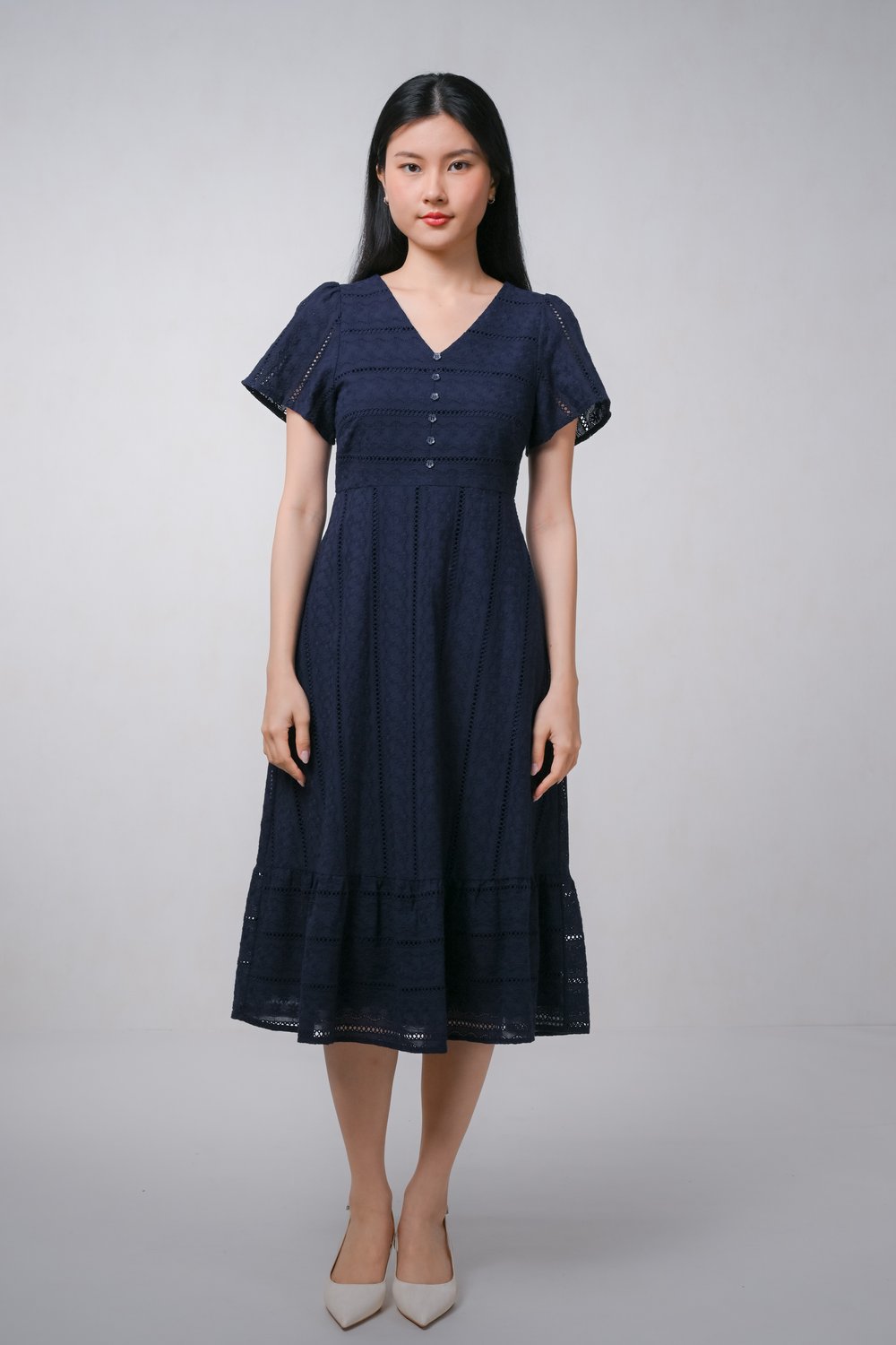 CHARDON EYELET V-NECK SLEEVED MIDI DRESS IN NAVY