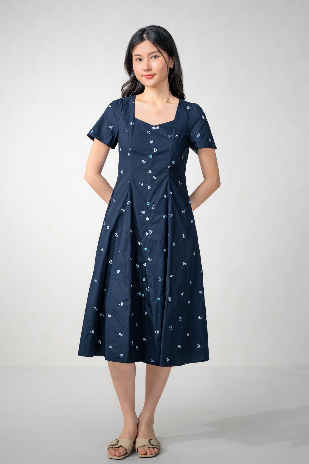 LIRIEN NAVY HEART EMB. SLEEVED BUTTON DRESS