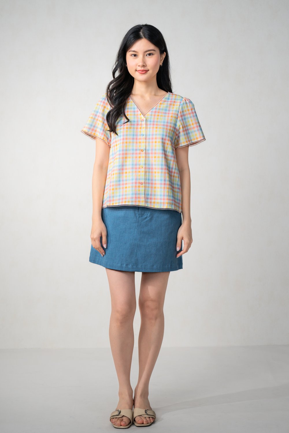 CANDY GINGHAM SLEEVED BUTTON TOP