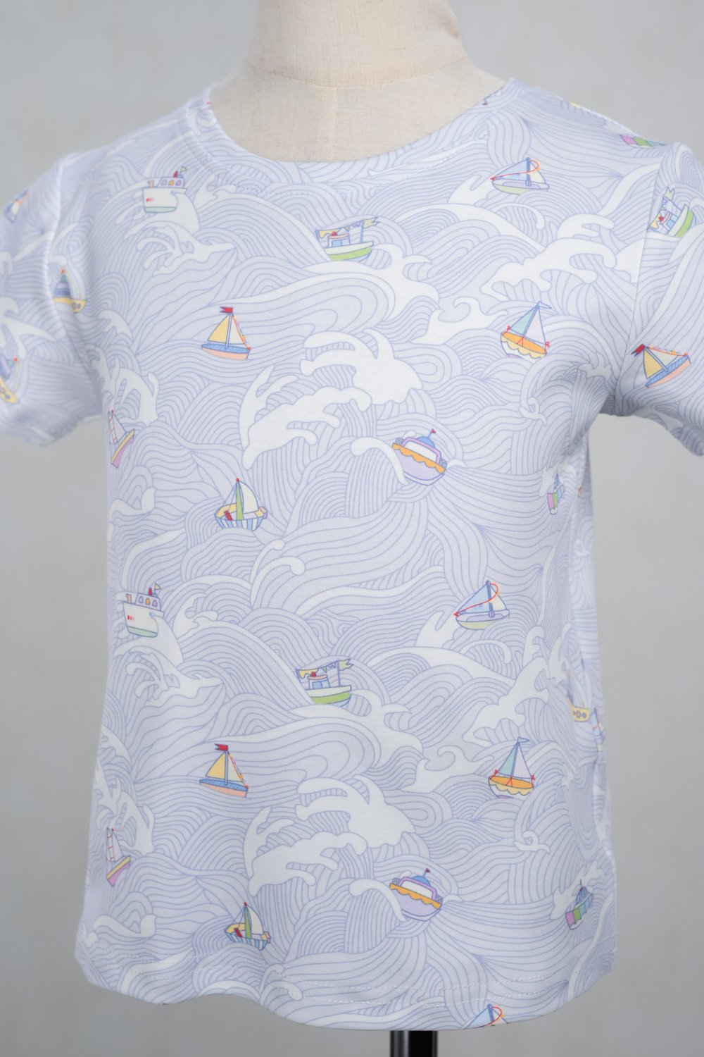 SUNNY SAILS KIDS' TEE