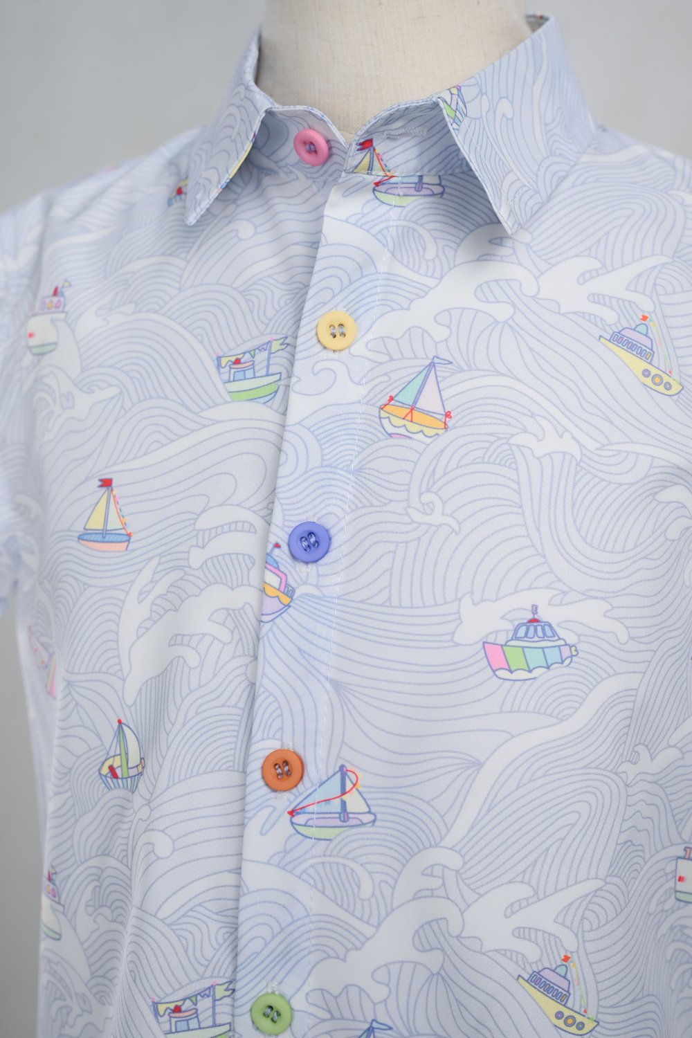 SUNNY SAILS KIDS' SHIRT