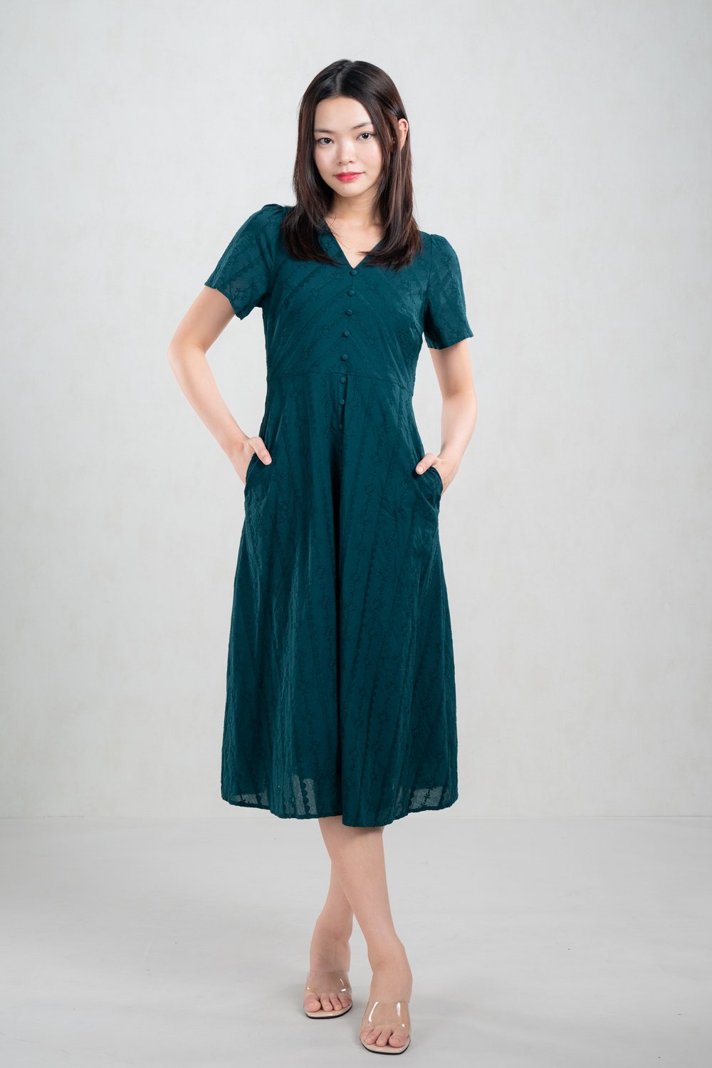 JOVIA EYELET SLEEVED BUTTON DRESS IN FOREST