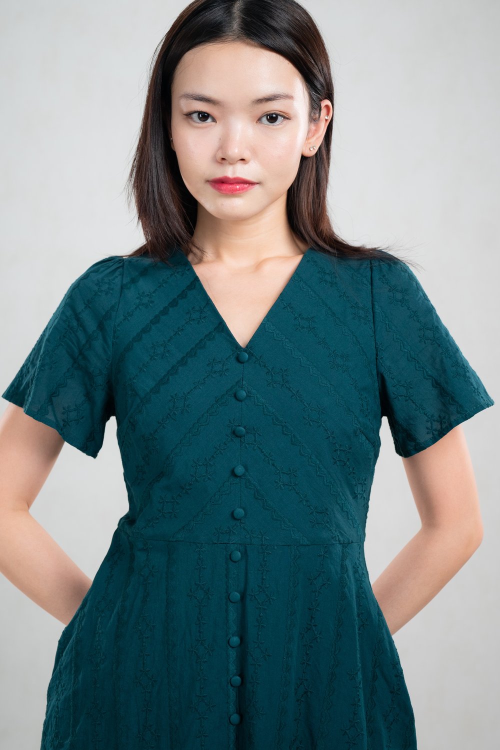 JOVIA EYELET SLEEVED BUTTON DRESS IN FOREST