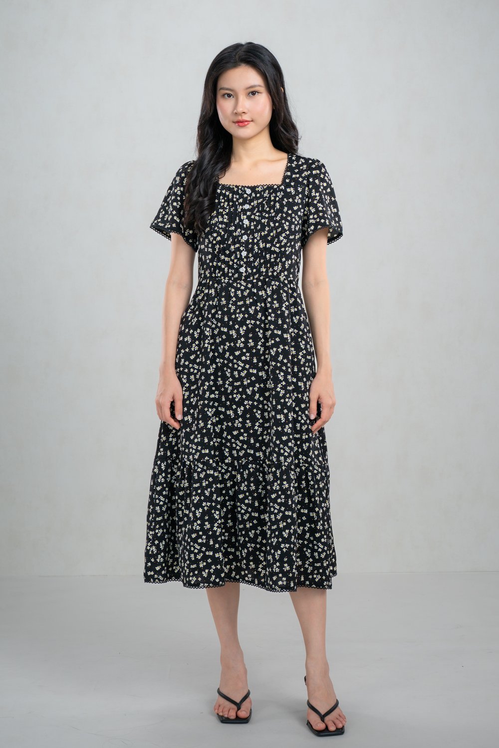 TANAI BLACK FLORAL SQUARE-NECK PINTUCK DRESS