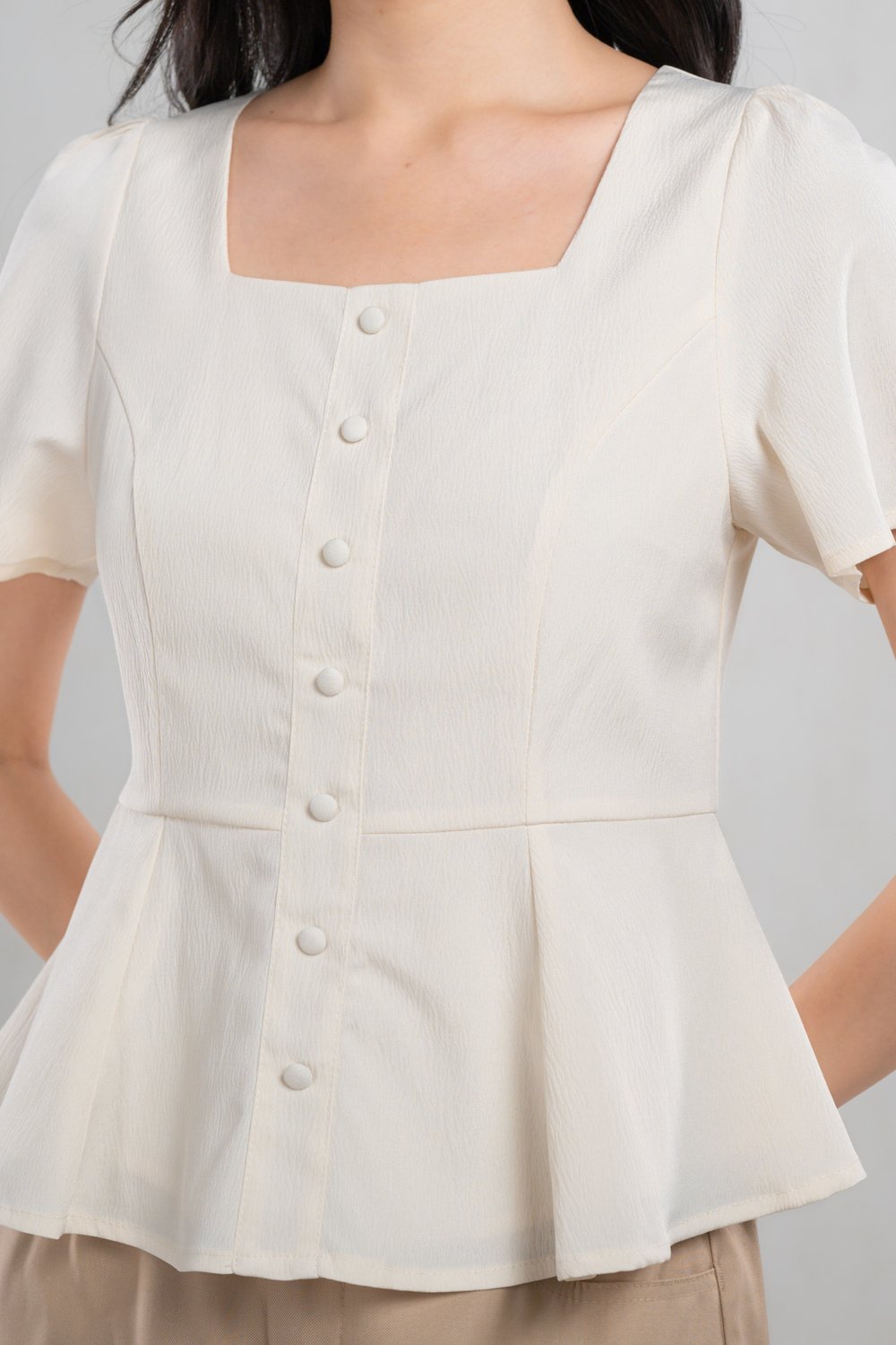 POET SQUARE-NECK SLEEVED PEPLUM TOP IN CHAMPAGNE