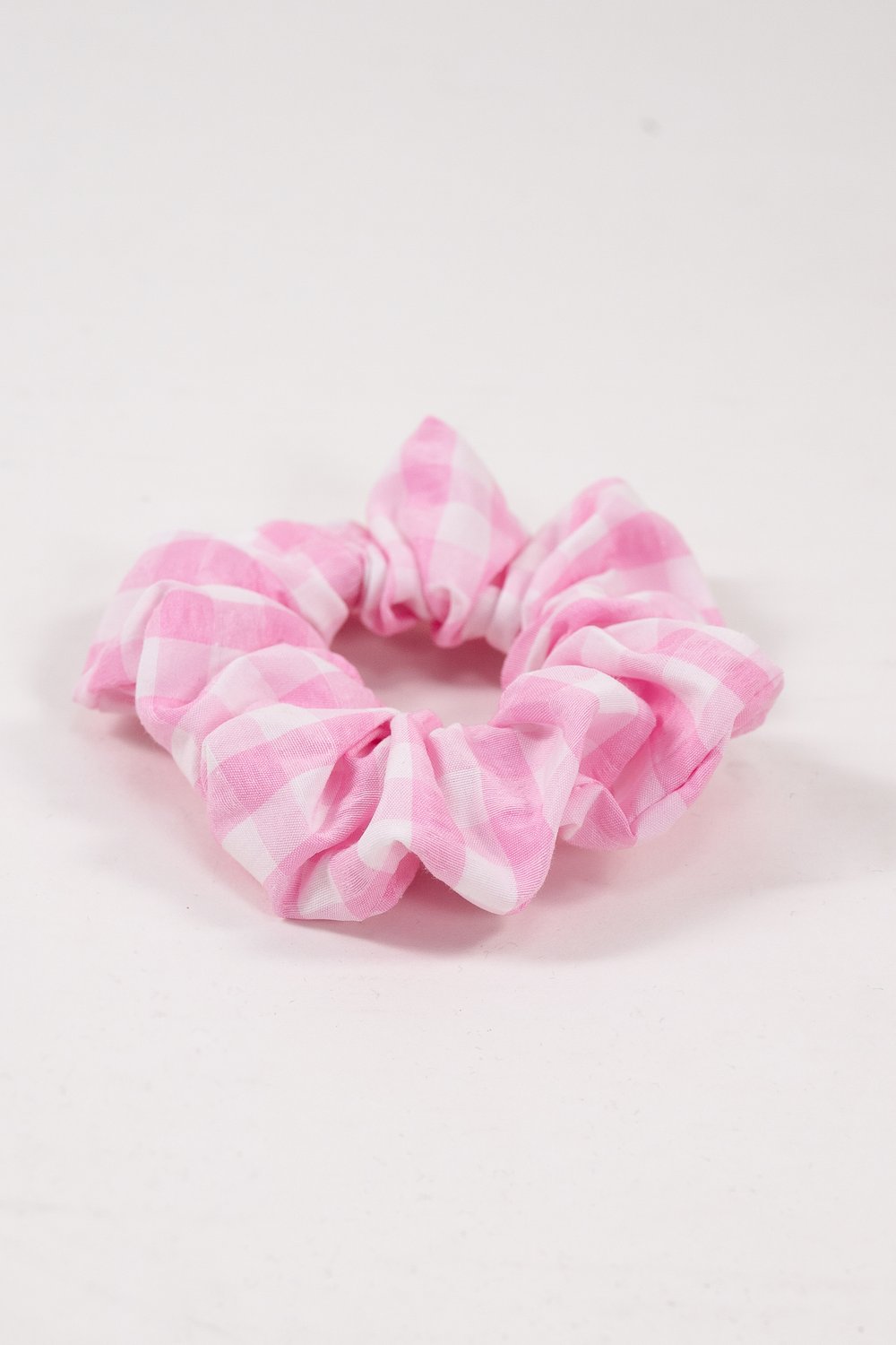 PINK GINGHAM SCRUNCHIE