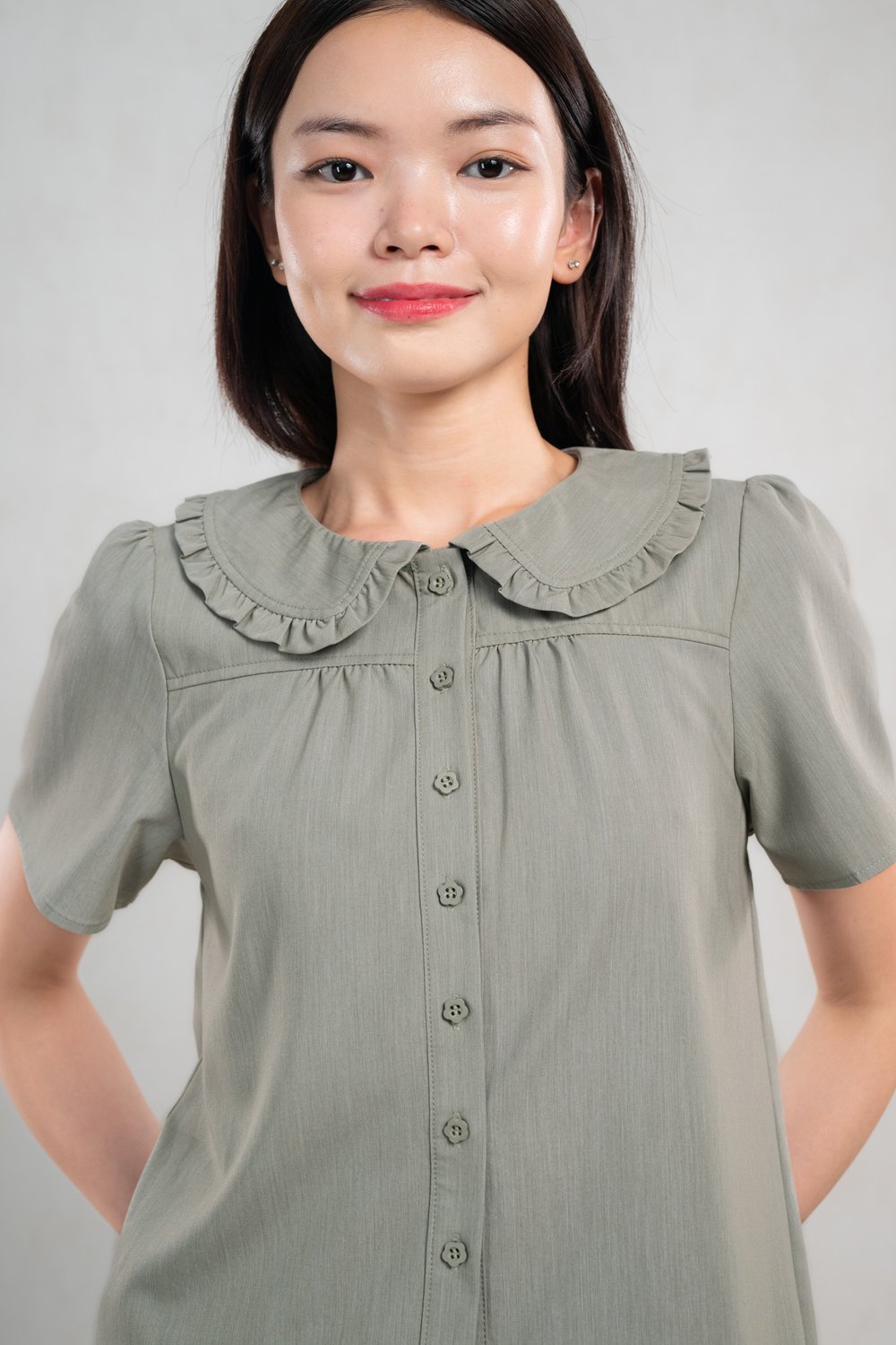 SUZZIE PETERPAN-COLLAR TOP IN SAGE