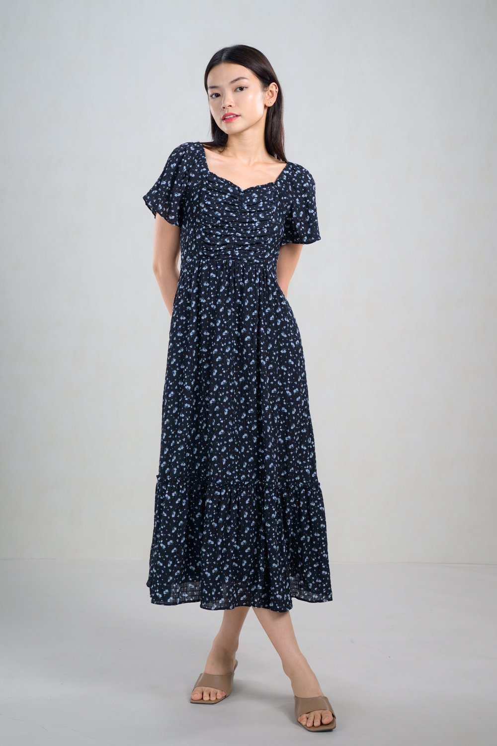 GREYLA BLACK FLORAL RUCHED MIDAXI DRESS