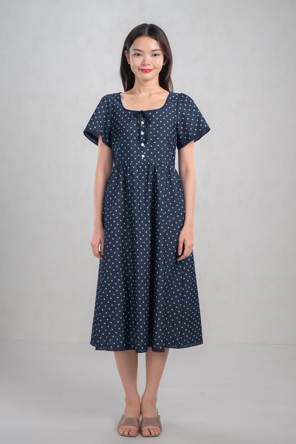 FIANNA FLOWER DENIM SLEEVED MIDI DRESS
