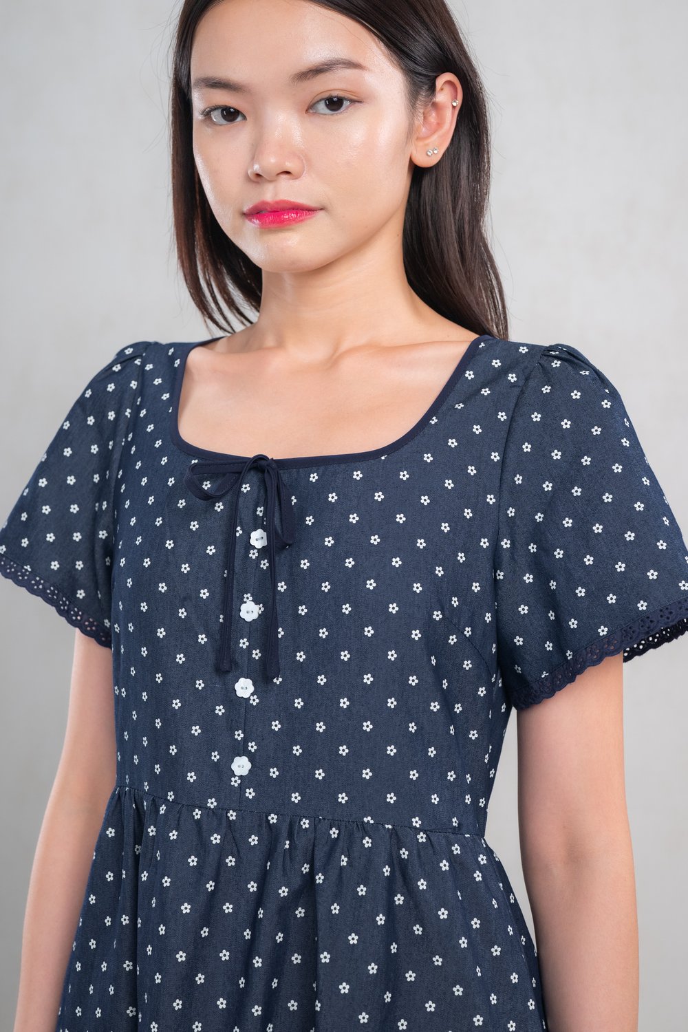 FIANNA FLOWER DENIM SLEEVED MIDI DRESS