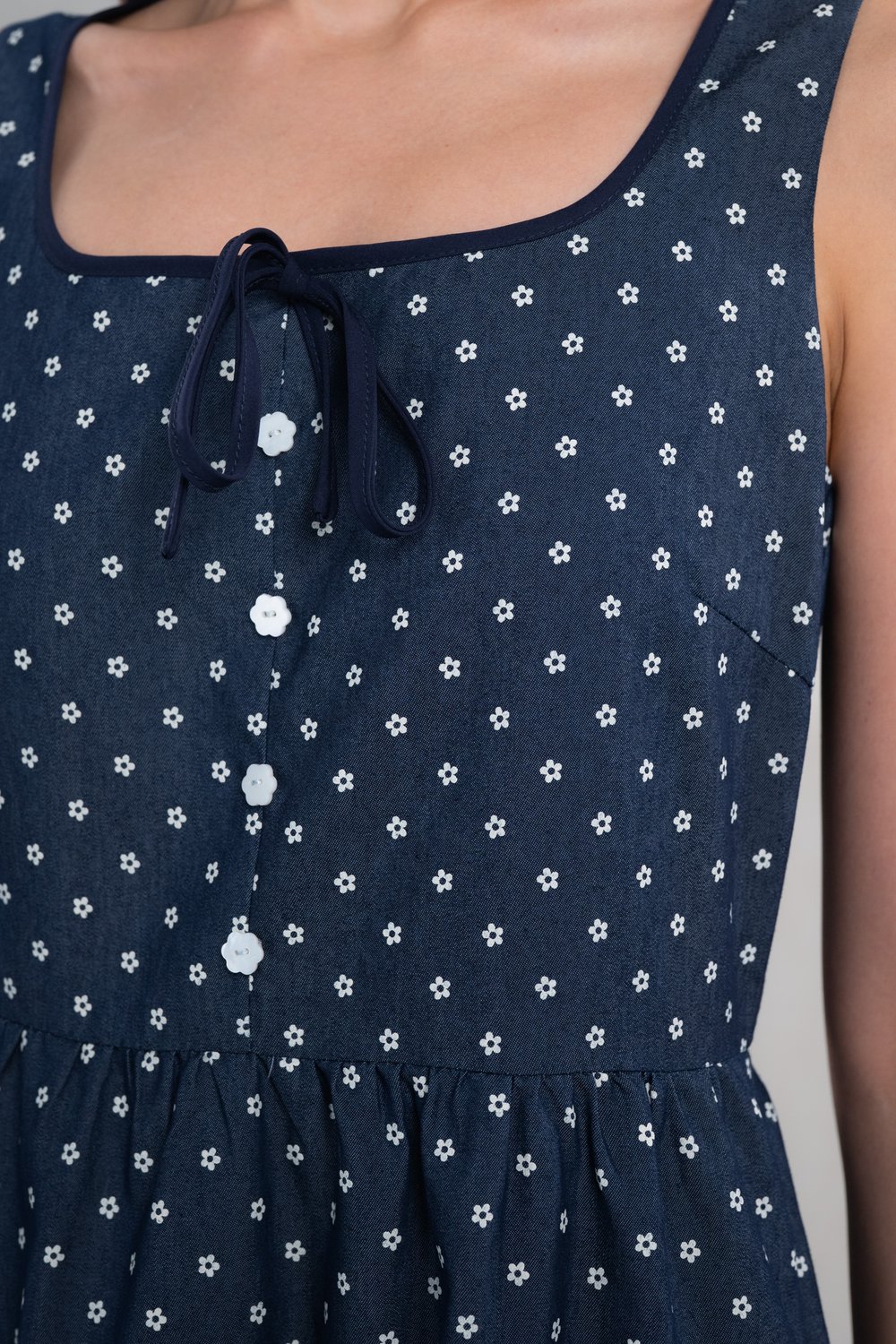 GALILEE FLOWER DENIM SLEEVELESS MIDI DRESS