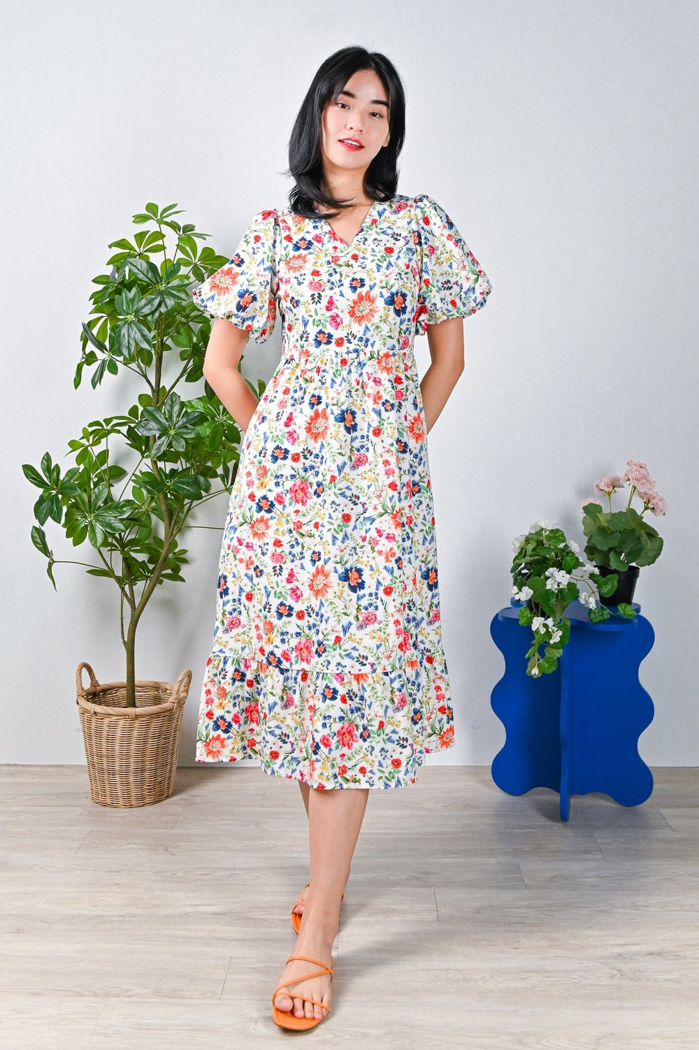 ROBUST FLORAL PUFF-SLEEVED MIDI DRESS