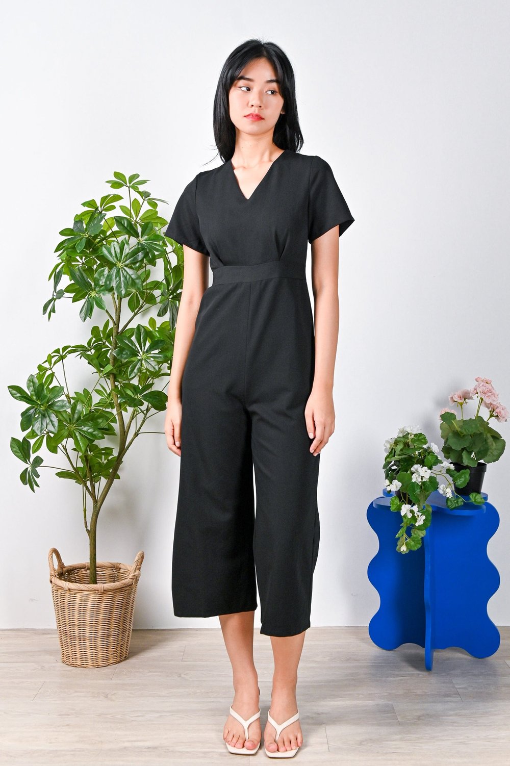 COSETTA SLEEVED JUMPSUIT IN BLACK