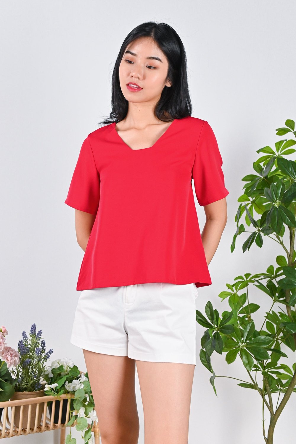 ESTERI SLEEVED TWO-WAY TOP IN RED