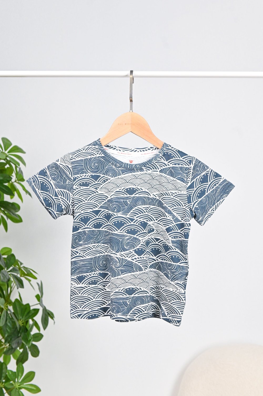 NAVY WAVE COLLAGE KIDS' TEE