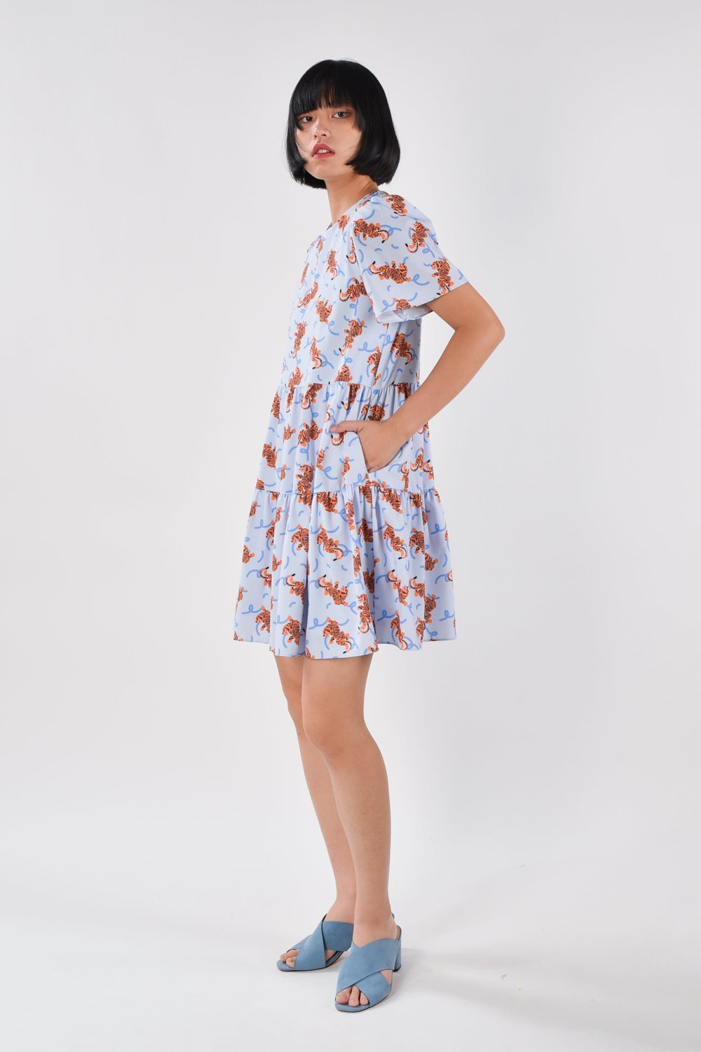 AWE TIGER BABYDOLL SLEEVED DRESS