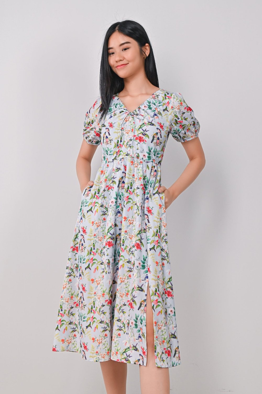 BIRDS OF PARADISE V-NECK DRESS