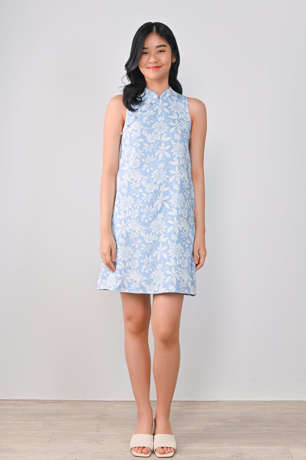 CAMY BLUE SLEEVELESS CHEONGSAM