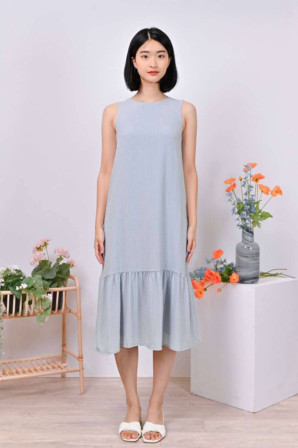 CORALINE TEXTURED TWO-WAY DRESS IN GREY-BLUE
