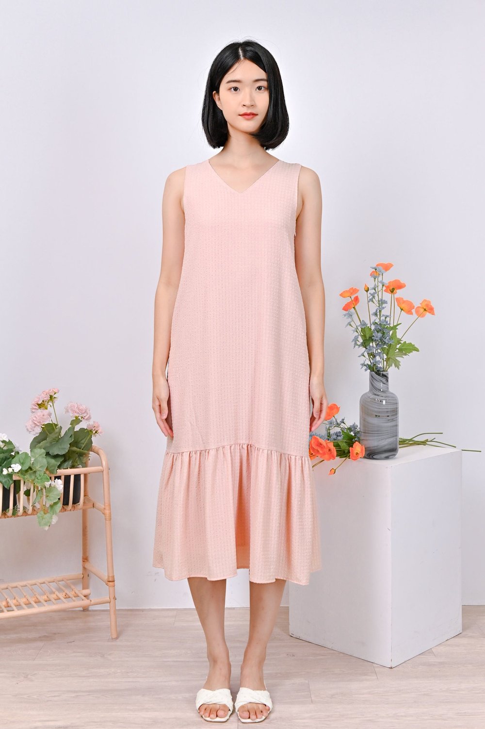 CORALINE TEXTURED TWO-WAY DRESS IN PINK