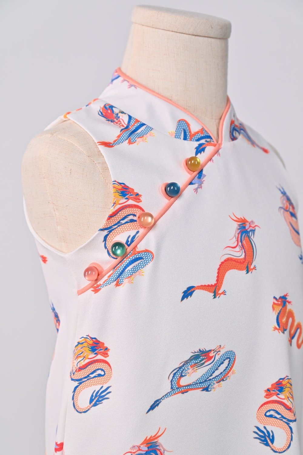 FESTIVE DRAGONS KIDS' SLEEVELESS CHEONGSAM