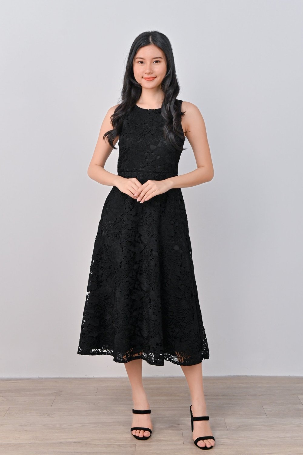 HAPE CROCHET MIDI DRESS IN BLACK